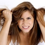 Những nguyên nhân gây rụng tóc ở nữ và cách điều trị